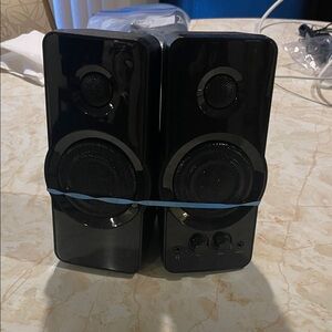 External computer speakers